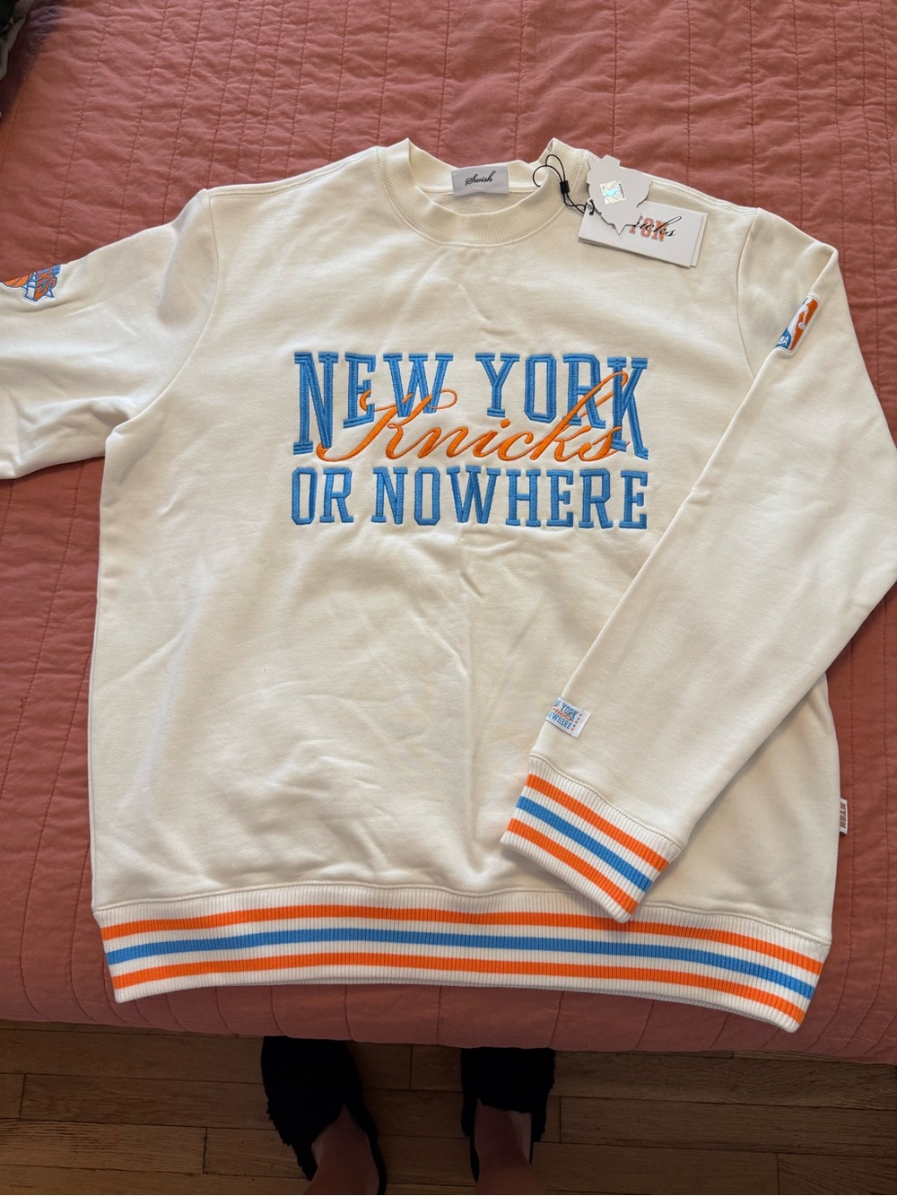 New York Knicks Cream Crewneck Sweatshirt